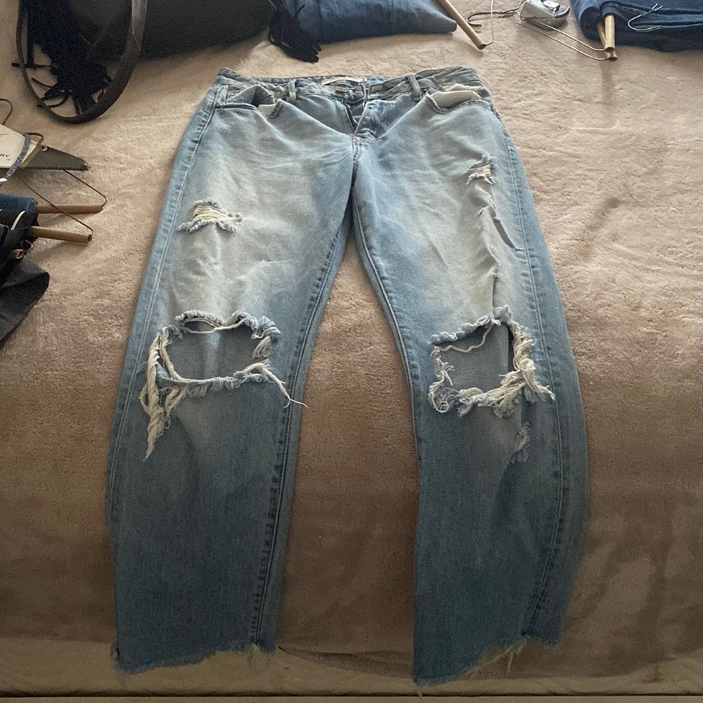 Hidden distressed boyfriend jeans